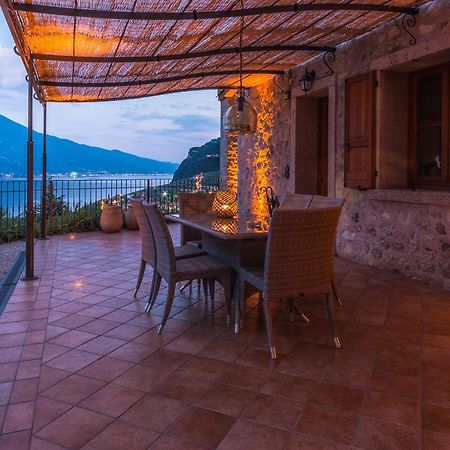Villa Limone Лімоне-суль-Гарда Екстер'єр фото